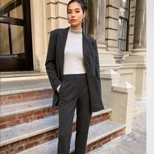 Babaton
Ivy Pant - Heather Charcoal